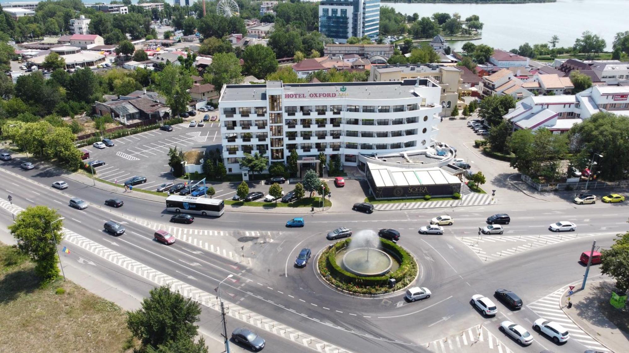 Hotel Oxford Mamaia Exterior photo
